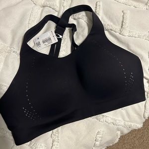 Lululemon air support bra